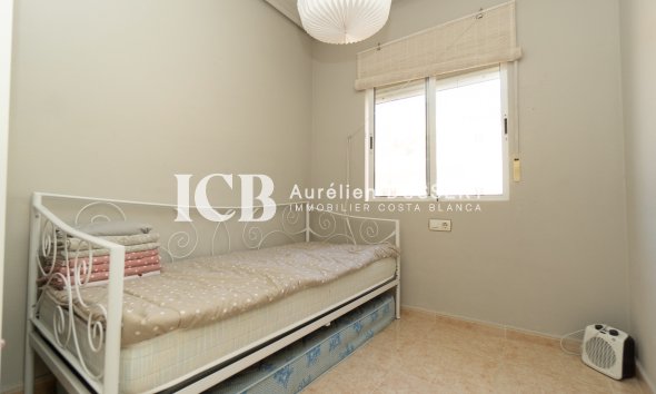 Reventa - Adosado -
Orihuela Costa - Playa Flamenca