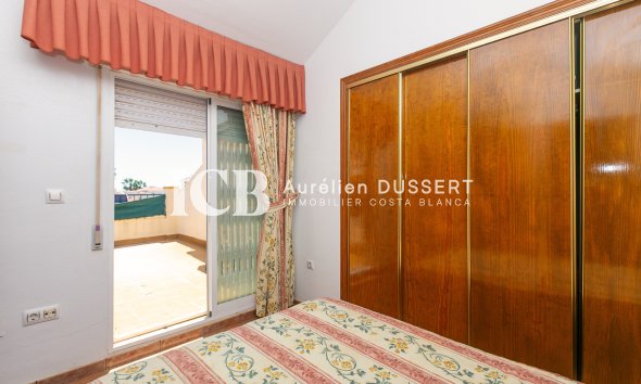 Revente - Maison mitoyenne -
Orihuela Costa - La Zenia