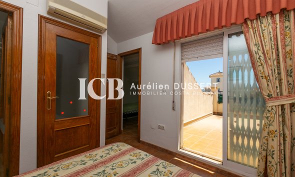 Revente - Maison mitoyenne -
Orihuela Costa - La Zenia