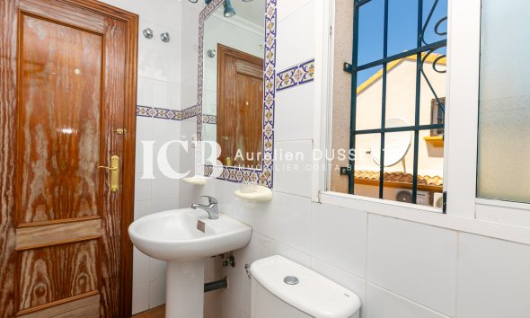 Revente - Maison mitoyenne -
Orihuela Costa - La Zenia