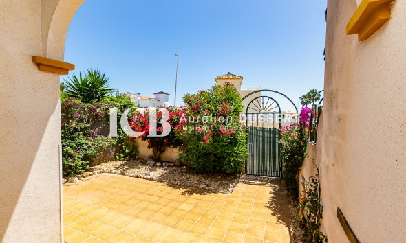Revente - Maison mitoyenne -
Orihuela Costa - La Zenia