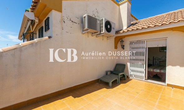 Revente - Maison mitoyenne -
Orihuela Costa - La Zenia