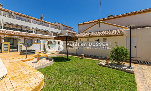Revente - Maison mitoyenne -
Orihuela Costa - La Zenia