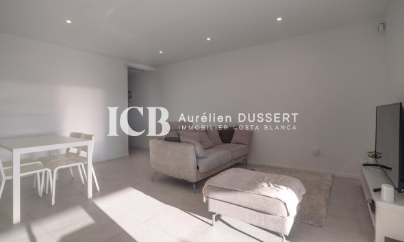 Resale - Apartment / flat -
Orihuela Costa - Playa Flamenca