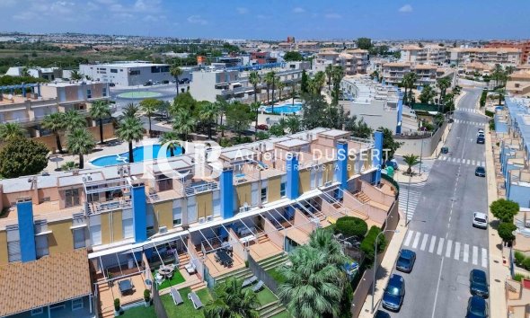 Resale - Townhouse -
Orihuela Costa - Campoamor
