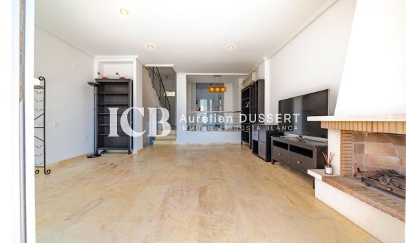 Resale - Townhouse -
Orihuela Costa - Campoamor
