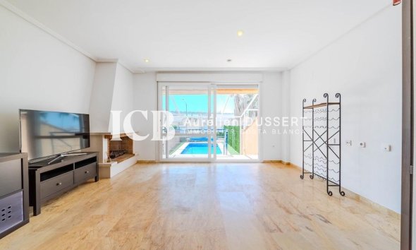 Resale - Townhouse -
Orihuela Costa - Campoamor