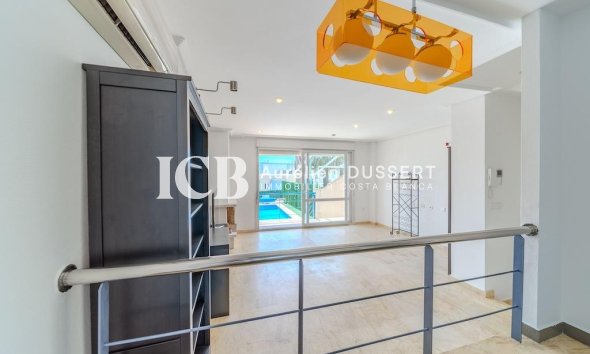 Resale - Townhouse -
Orihuela Costa - Campoamor