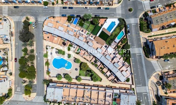 Resale - Townhouse -
Orihuela Costa - Campoamor