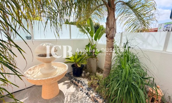 Resale - Villa -
Los Montesinos - La Herrada