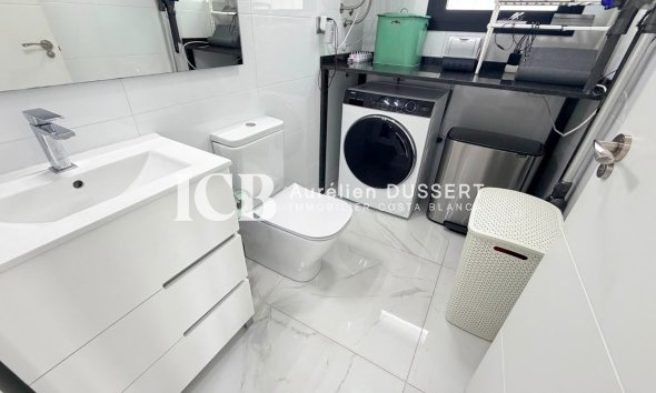 Resale - Villa -
Los Montesinos - La Herrada