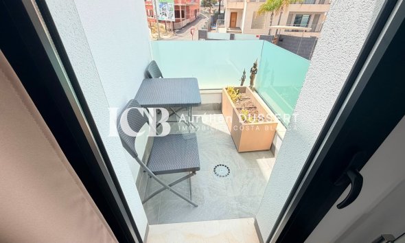 Resale - Villa -
Los Montesinos - La Herrada