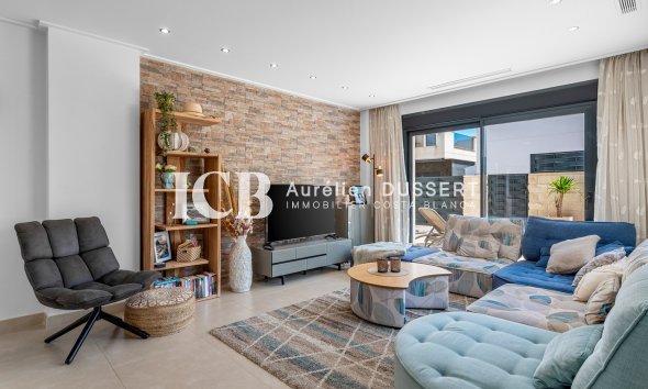 Reventa - Villa -
Ciudad Quesada