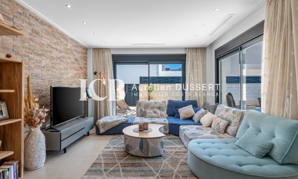 Reventa - Villa -
Ciudad Quesada