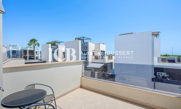 Reventa - Villa -
Ciudad Quesada