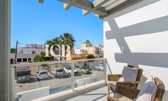 Revente - Maison mitoyenne -
Orihuela Costa - La Florida
