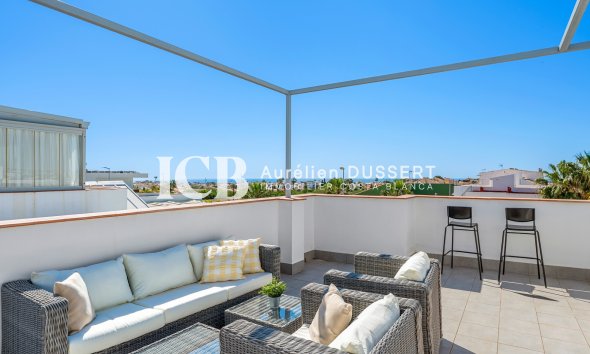 Revente - Maison mitoyenne -
Orihuela Costa - La Florida