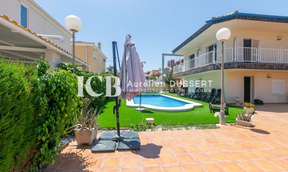 Revente - Maison individuelle -
Orihuela Costa - La Zenia