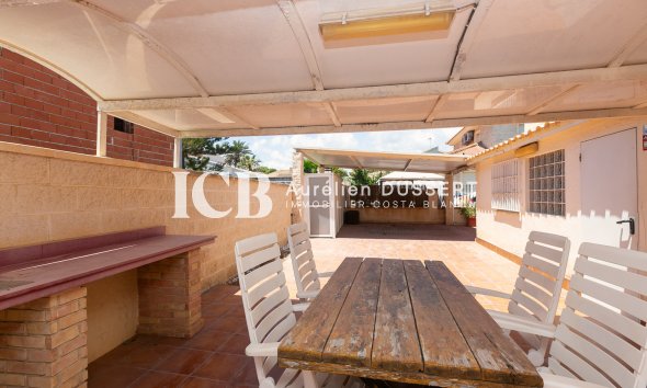 Revente - Maison individuelle -
Orihuela Costa - La Zenia