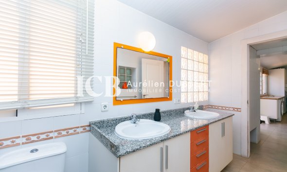 Revente - Maison individuelle -
Orihuela Costa - La Zenia