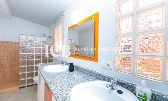 Revente - Maison individuelle -
Orihuela Costa - La Zenia