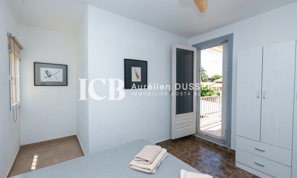 Revente - Maison individuelle -
Orihuela Costa - La Zenia