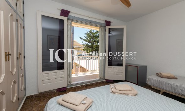 Revente - Maison individuelle -
Orihuela Costa - La Zenia