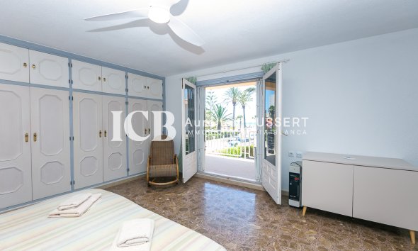 Revente - Maison individuelle -
Orihuela Costa - La Zenia
