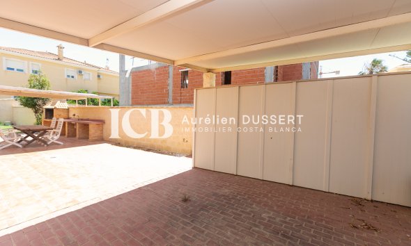 Revente - Maison individuelle -
Orihuela Costa - La Zenia