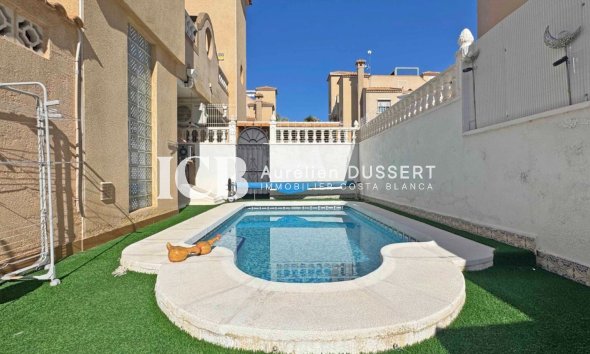 Revente - Maison mitoyenne -
Orihuela Costa - Villamartín
