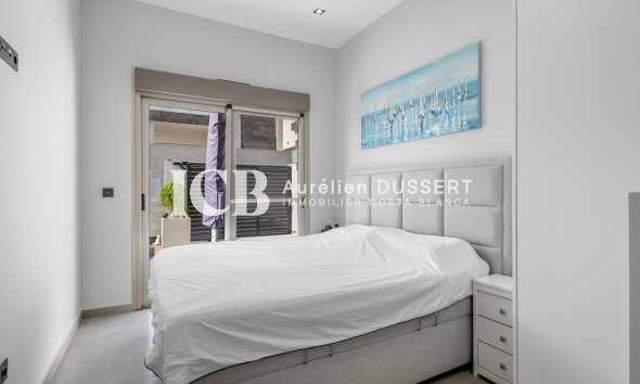 Revente - Villa -
Orihuela Costa - Villamartín
