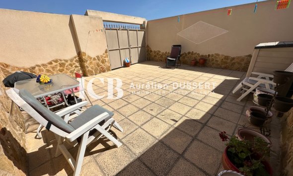 Revente - Maison mitoyenne -
Benejúzar