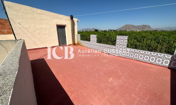 Revente - Maison mitoyenne -
Benejúzar