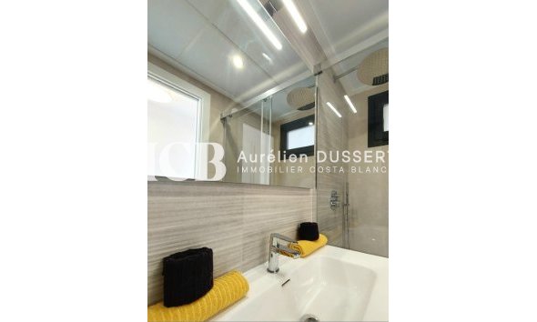 Revente - Appartement -
Orihuela Costa - Villamartín
