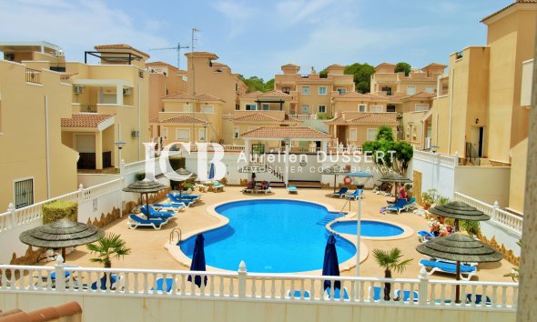 Resale - Townhouse -
San Miguel de Salinas