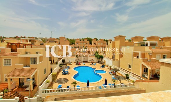 Resale - Townhouse -
San Miguel de Salinas