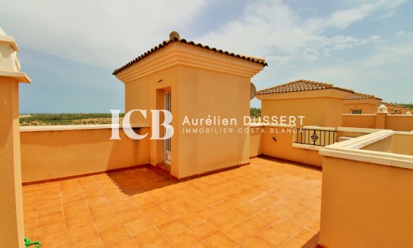 Resale - Townhouse -
San Miguel de Salinas