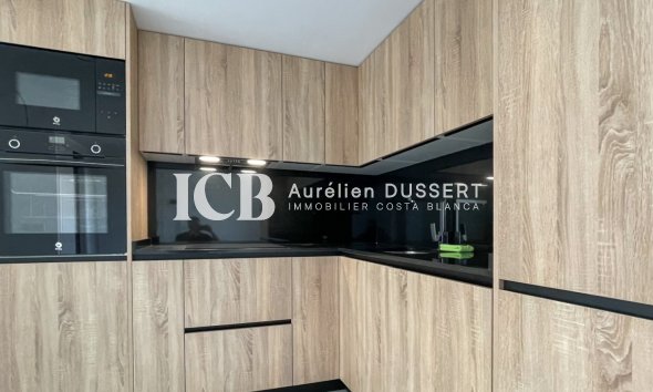 Revente - Appartement -
Punta Prima - Torrevieja