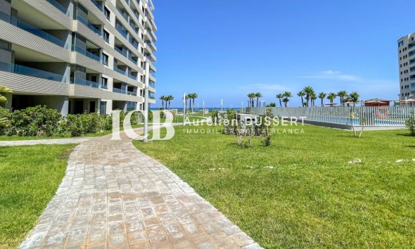 Revente - Appartement -
Punta Prima - Torrevieja