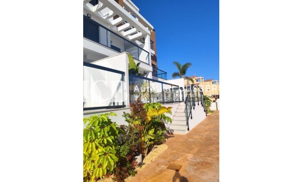 Revente - Appartement -
Pilar de la Horadada - El Mojón