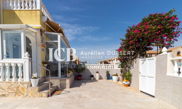 Revente - Maison mitoyenne -
Orihuela Costa - La Regia