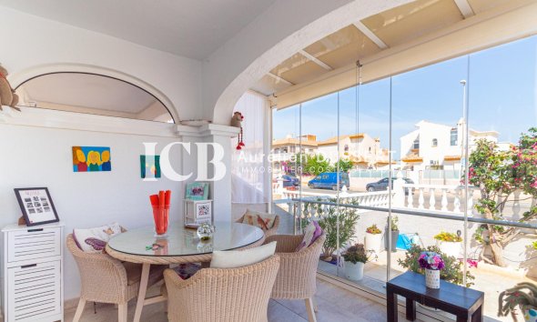 Revente - Maison mitoyenne -
Orihuela Costa - La Regia