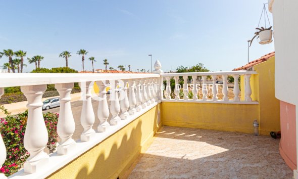 Revente - Maison mitoyenne -
Orihuela Costa - La Regia