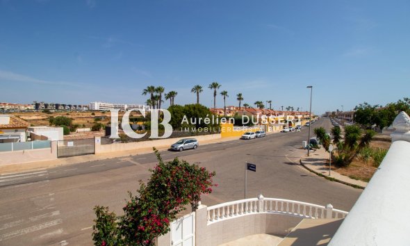 Revente - Maison mitoyenne -
Orihuela Costa - La Regia