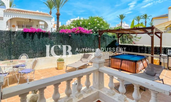 Revente - Maison mitoyenne -
Orihuela Costa - La Rioja