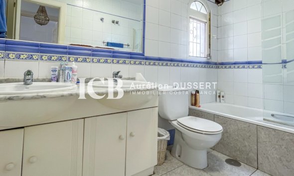 Revente - Maison mitoyenne -
Orihuela Costa - La Rioja