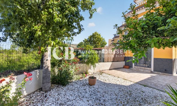 Revente - Appartement -
Orihuela Costa - Playa Flamenca