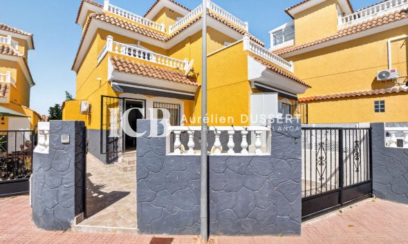 Revente - Appartement -
Orihuela Costa - Playa Flamenca