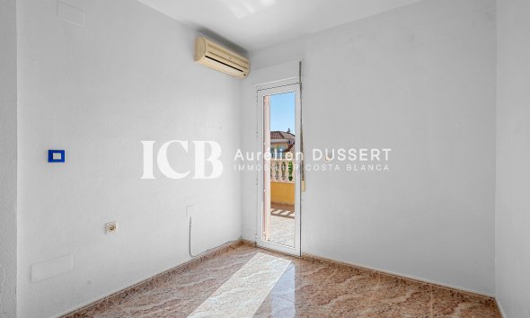 Revente - Maison mitoyenne -
Orihuela Costa - Las Filipinas