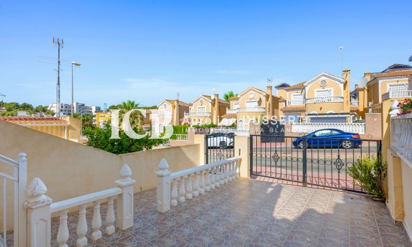 Revente - Maison mitoyenne -
Orihuela Costa - Las Filipinas
